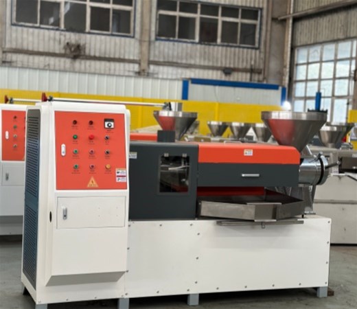 榨油機(jī)出餅：薄≠多，科學(xué)出油有講究